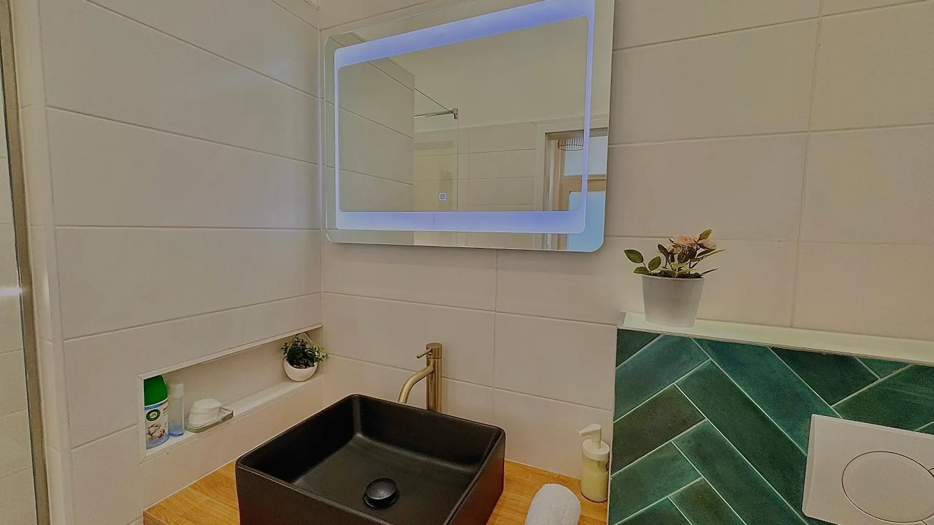 The Pest Garden Condo A Budapest Apartment